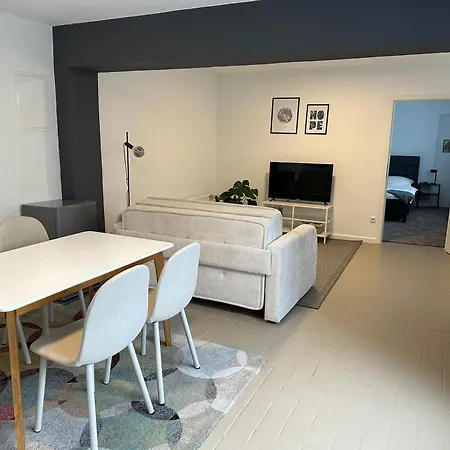 Bsd - Self Check-in & Parkplatz 보훔